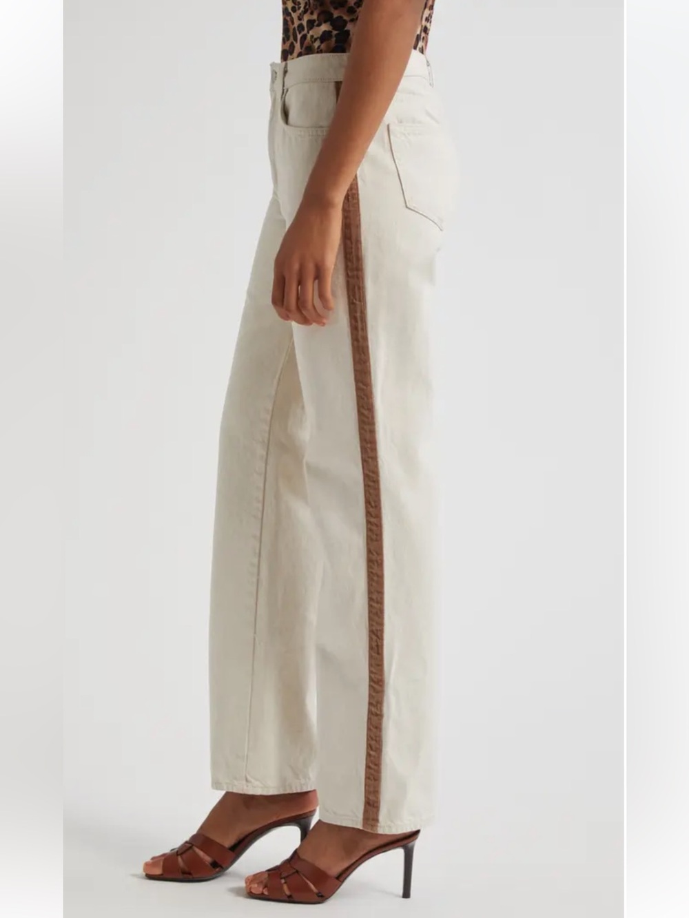 Like-new L'AGENCE jones stovepipe jean in desert tan/taupe